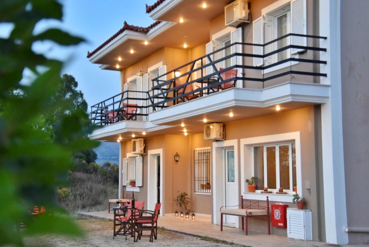 Anemomylos Apartments Lixouri Extérieur photo