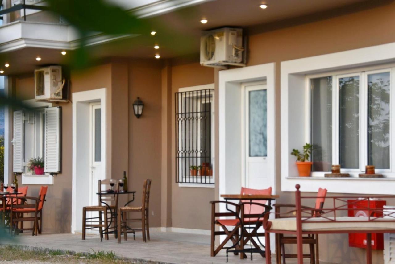 Anemomylos Apartments Lixouri Extérieur photo