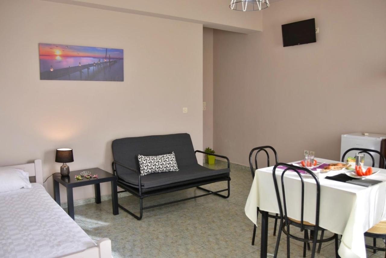 Anemomylos Apartments Lixouri Extérieur photo