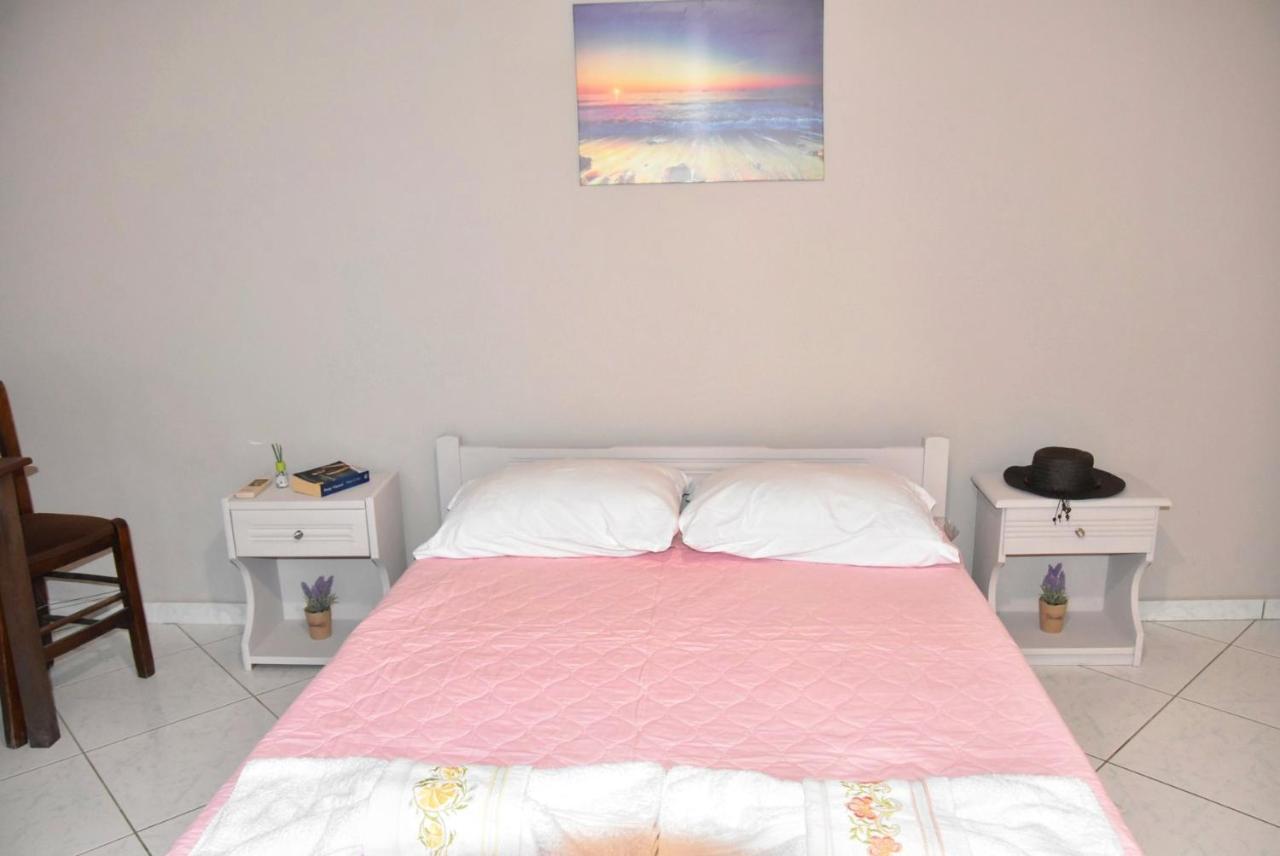 Anemomylos Apartments Lixouri Extérieur photo
